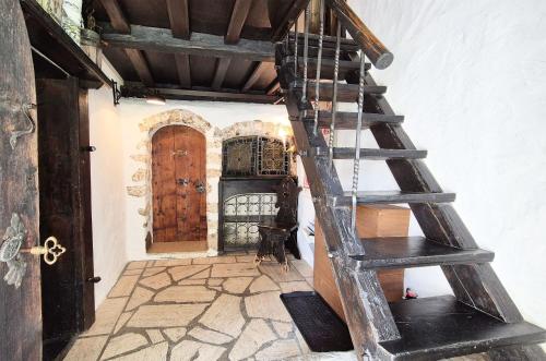 Buitenkant, Almliesl GAST-755 in Remsach