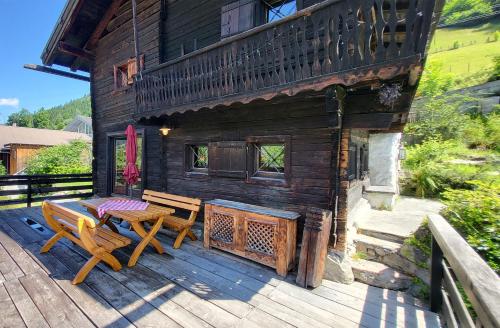 Buitenkant, Almliesl GAST-755 in Remsach