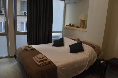 Mimmù Private rooms - Porto di Napoli, Neapel