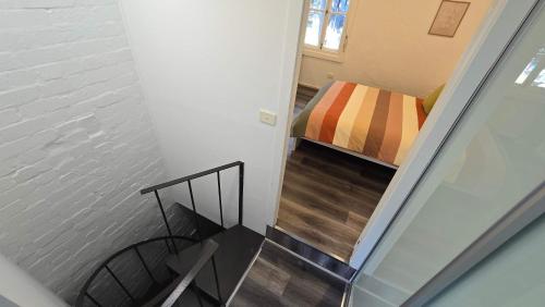 Sleek Darlinghurst 2 bed house in 