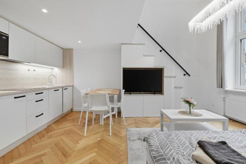 Moderný prezidentský apartmán vedľa paláca s výhľadom, Bratislava (fotografie 5)