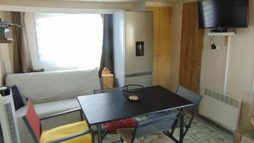 2 bedrooms, 4 beds