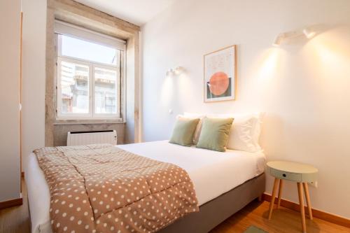 Bright 1BR with Parking in Bolhão by LovelyStay, Porto (photo 3)