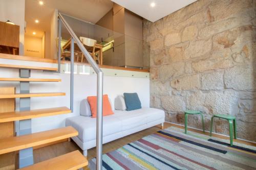 Bright 1BR with Parking in Bolhão by LovelyStay, Porto (photo 4)