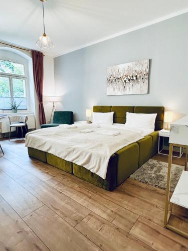 Modernes City-Apartment mit großer Terrasse, Drážďany (fotografie 7)