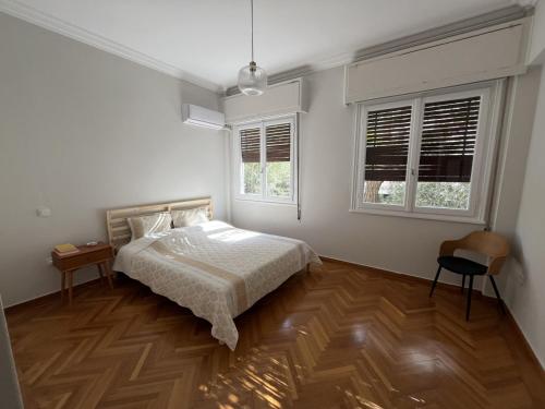 Athens Classic 2- Bedroom Apartment - image 6