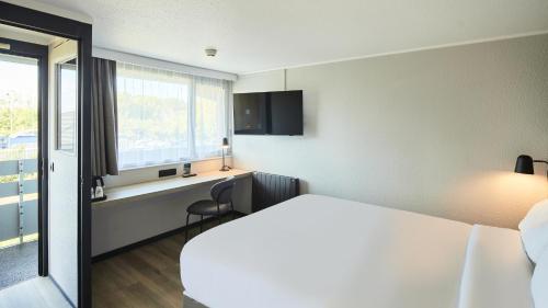 Campanile NATURE - Cergy Pontoise in Pontoise