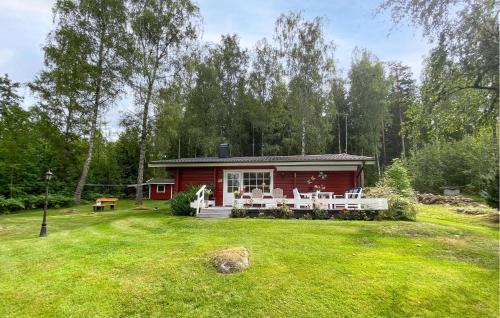 . 2 Bedroom Beautiful Home In Växjö