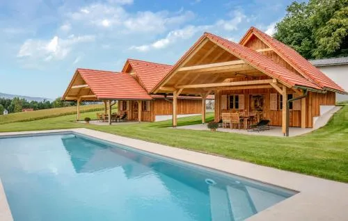 Chalet Mit Gemeinsamen Pool in Stainz, Österreich