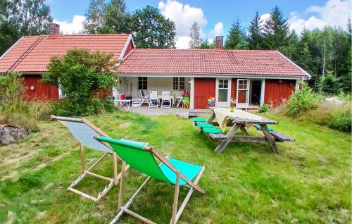 . 3 Bedroom Nice Home In Killeberg