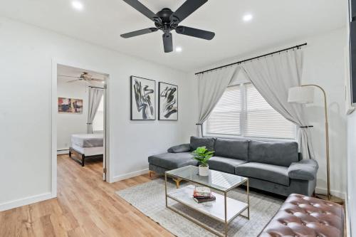 Cozy Retreat 15Min to NYC MetLife Mall FREE Parking