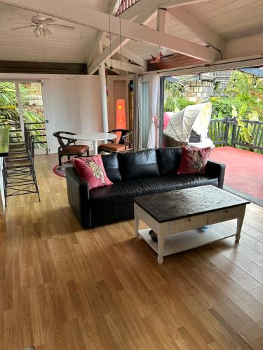 Shibui Cove, your private retreat to recharge in 西夏洛特阿馬利亞