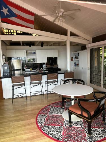 Shibui Cove, your private retreat to recharge in 西夏洛特阿馬利亞