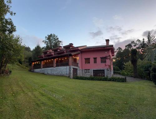 A szálláshely kívülről, Apartamentos rurales FlordeLinto in San Roque De Riomiera