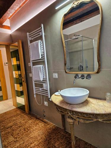 San Simeon Suite - image 9