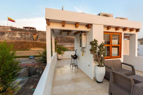 Casa Bali Castillo View Private Pool & Rooftop, Near Historic Center in Pie Del Centro