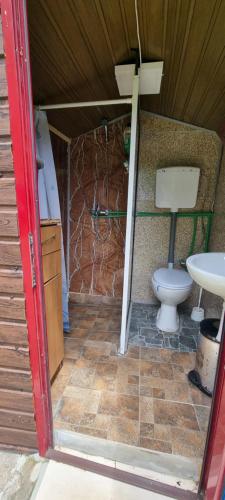 Livari CAMPING in สตาริ บาร