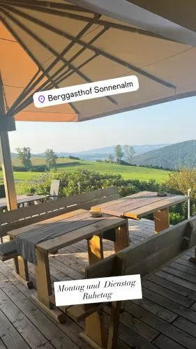 Berggasthof Pension Sonnenalm in Hauzenberg, Deutschland