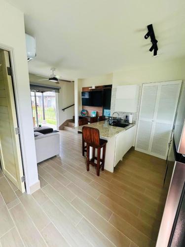 Tranquil Poolside Two BR Beach Villa in El Pajonal