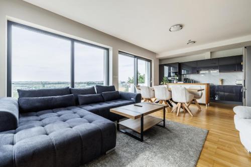 Airport Prague Luxury Apartment & Spa, Прага (фото 11)