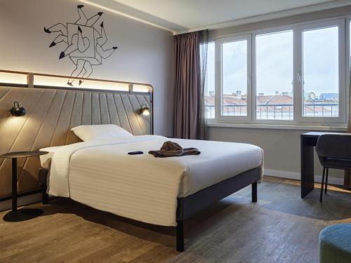 1 queen bed