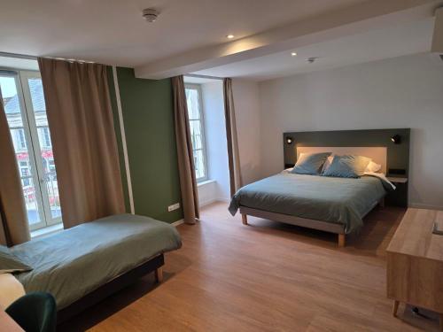 Au boeuf couronné (Au boeuf couronne) in Mézières-en-Brenne