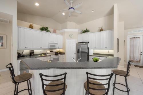 689 Kendall Drive - image 6