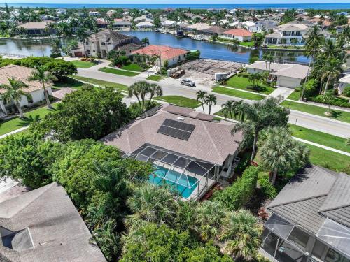 689 Kendall Drive - image 14