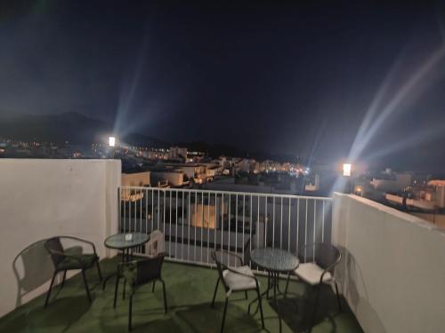 ระเบียง/ชานเรือน, Hostal Nerjasol in เนร์คา