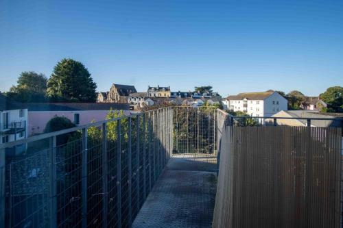 The Nook North Beach - 1 Bedroom Apartment - Tenby - image 3