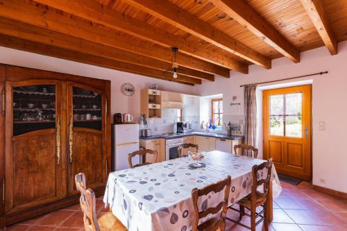 Charmante maison au cœur d'Hengoat in Pontrieux