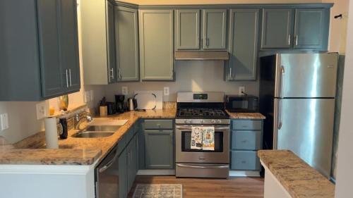 Létesítmények, Cozy, Modern Townhome by Mimi and Sandrine in Waldorf (Maryland)