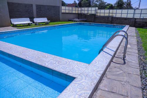 수영장, Milimani Empiris Apartments in 나쿠루