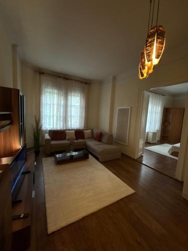 Damjanich Deluxe Apartman in Szolnok