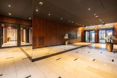 Luxury Apartment Mennica Residence City Center with parking by P&M, Warschau (Foto 10)