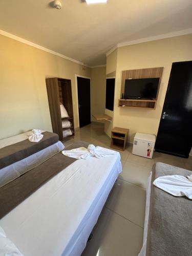 Aeroporto Plaza Hotel in แคมโป แกรนด์