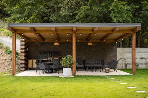 Балкон/тераса, Minka - nordic cabin hideaway in Poiana Micului