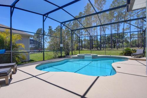 Remodeled Golf Course Pool & Spa Home