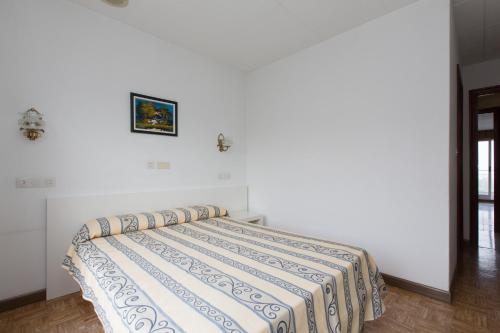 1 twin bed