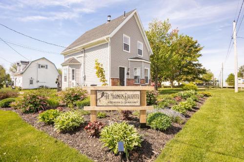 Mariners Daughter 3bdrm house in seaside village