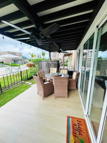 Elegant Poolside Two BR Beach Villa in El Pajonal