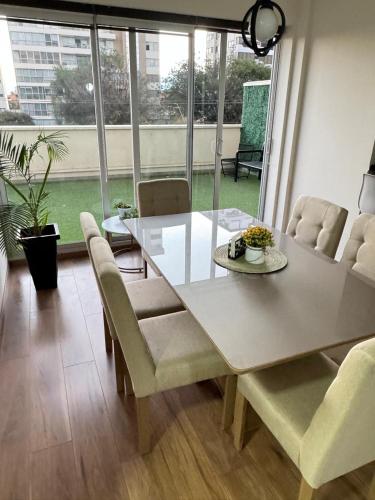 Familiar con terraza privada zona norte