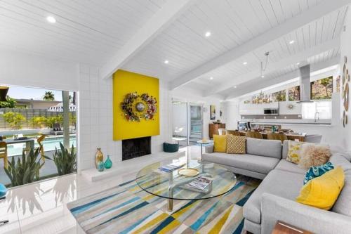 Villa Reel Paradise - Mid Century House in Palm Springs, USA