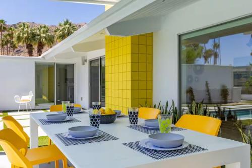 Villa Reel Paradise - Mid Century House detail