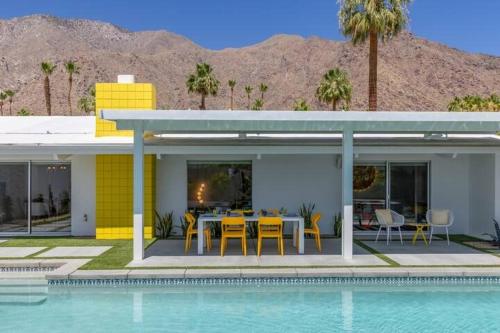 Villa Reel Paradise - Mid Century House in Palm Springs, USA