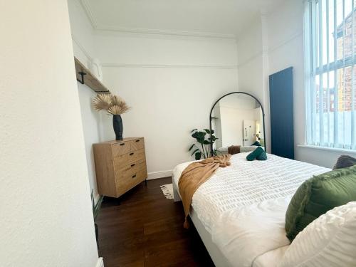 Anfield Stadium Apartment - Perfect Matchday Stay, Liverpool (photo 10)