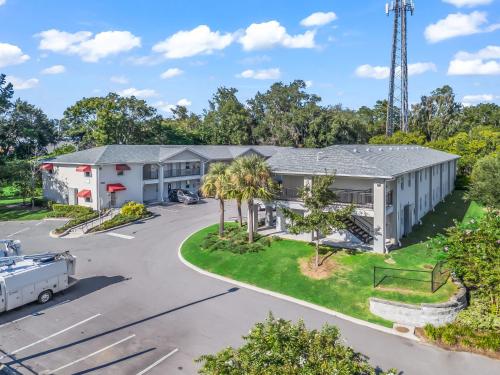 Baymont by Wyndham Ocala Suites - 숙소 외관