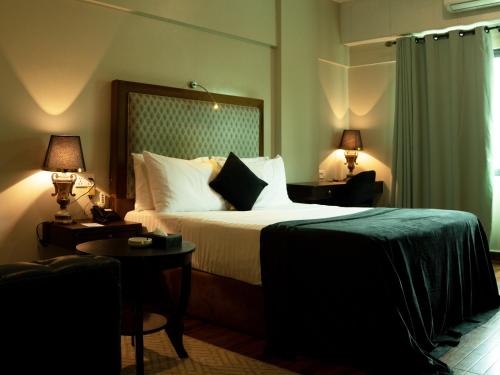 The Reserve Boutique Hotel – Karachi, TX