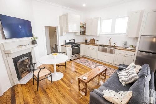 Downtown Lafayette Gem-1BR House with Free Parking in 拉法葉市中心