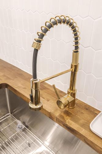 Downtown Lafayette Gem-1BR House with Free Parking in 拉法葉市中心